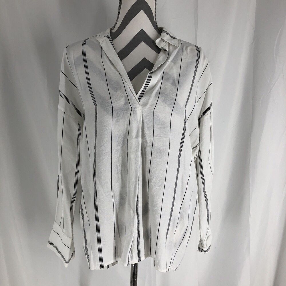 Paper Crane Women's White Striped Long Sleeve V-Neck Collared Blouse Size Small